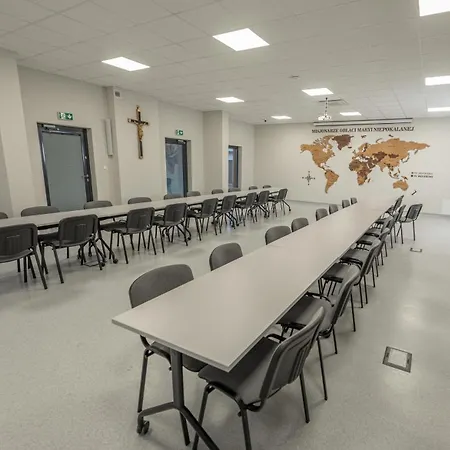 Soul Free Parking Bed and Breakfast Πόζναν